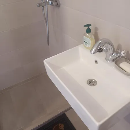 Robinson Tourism Apartment
