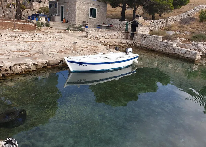 Robinson Tourism Apartman