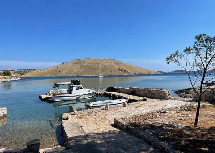 Robinson Tourism Apartman